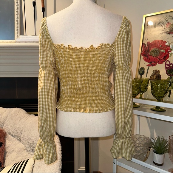 UO Gingham Cinched-Sleeve Blouse - Picture 7 of 7